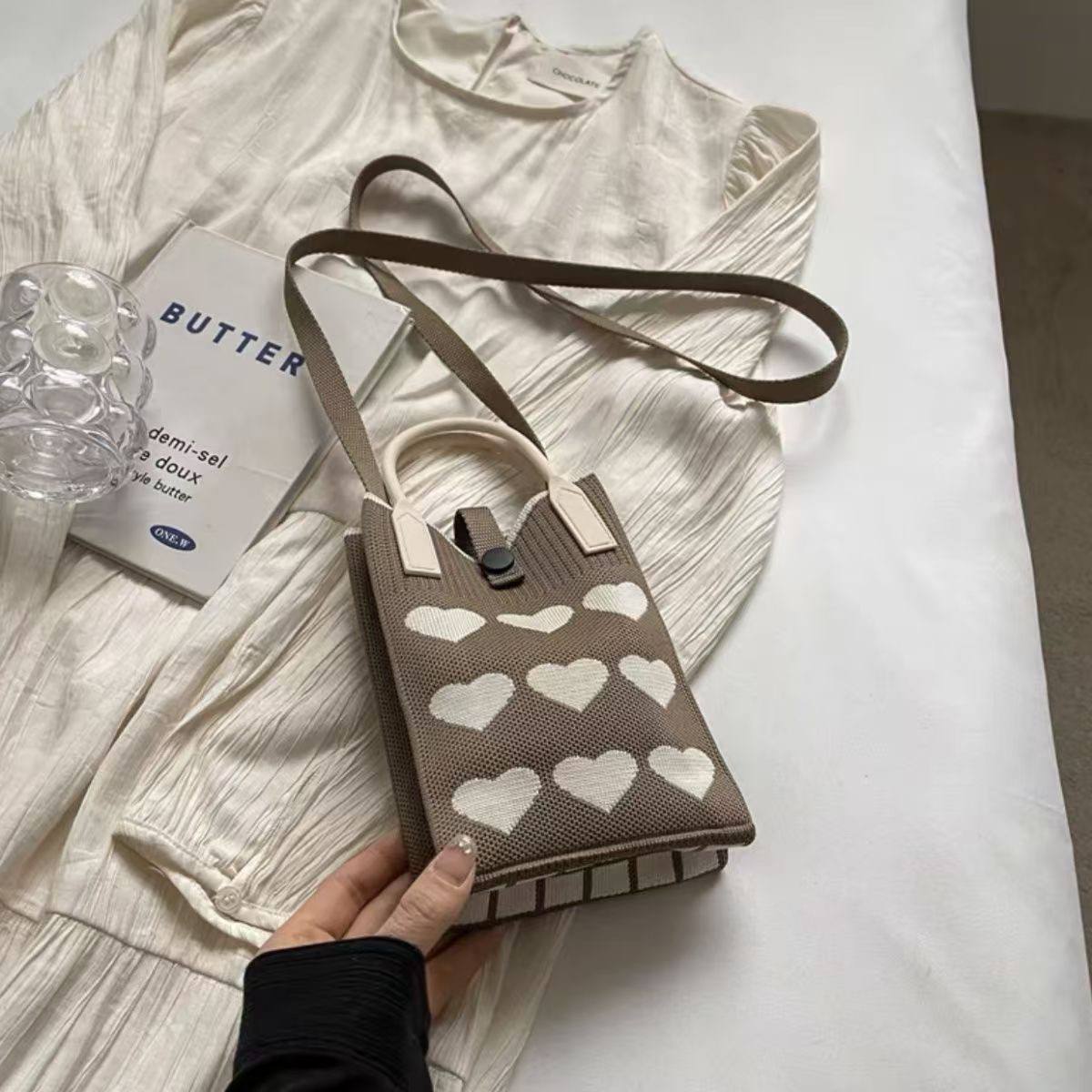 Heart Knit Mini Tote Bag - Image 6