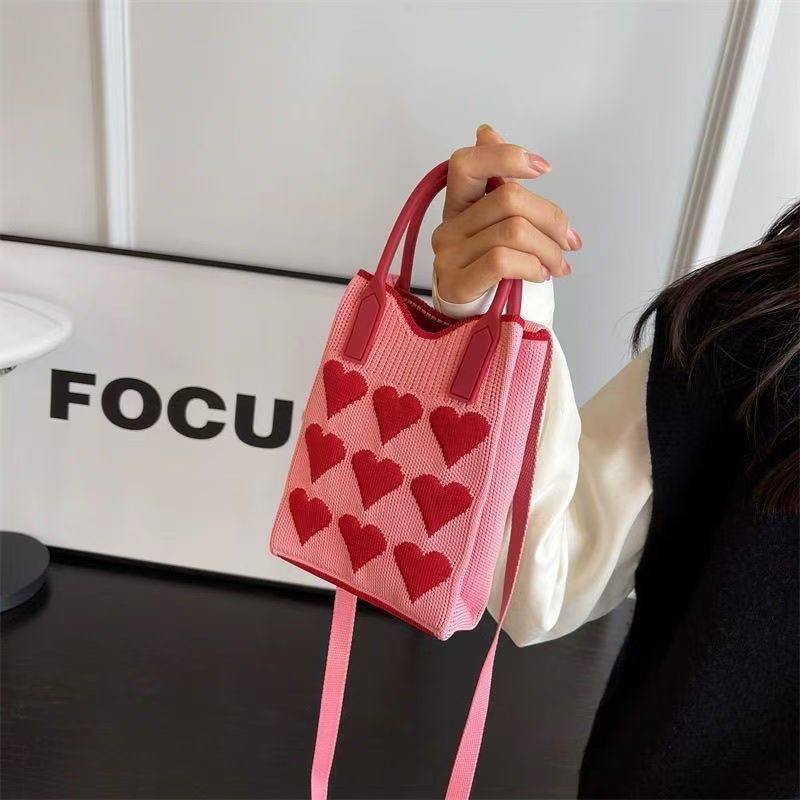 Heart Knit Mini Tote Bag - Image 4