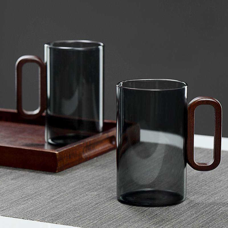 木把玻璃水杯 | Wooden Handle Glass Cup