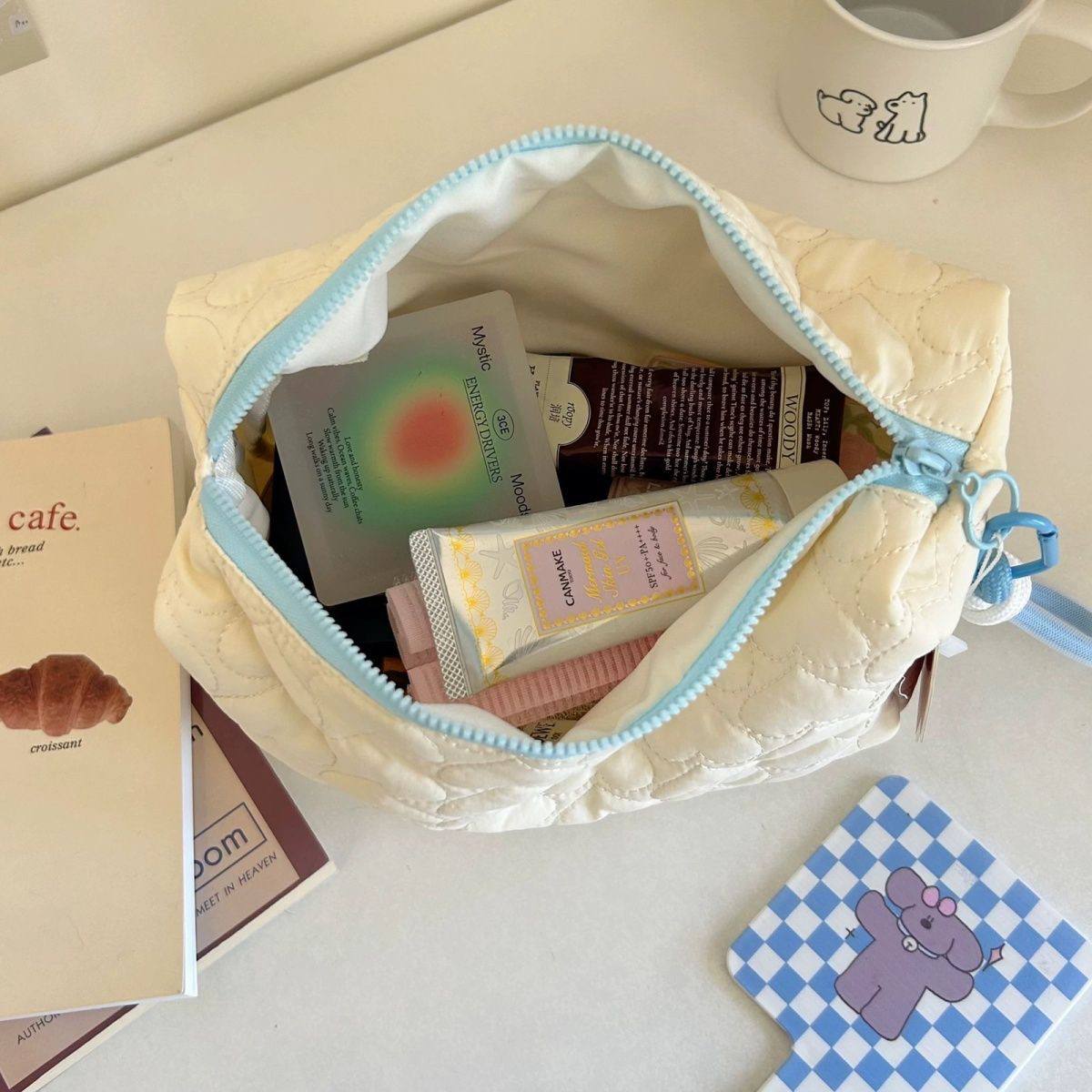 Quilted Large-Capacity Pouch | 大容量收纳化妆包 - Image 3