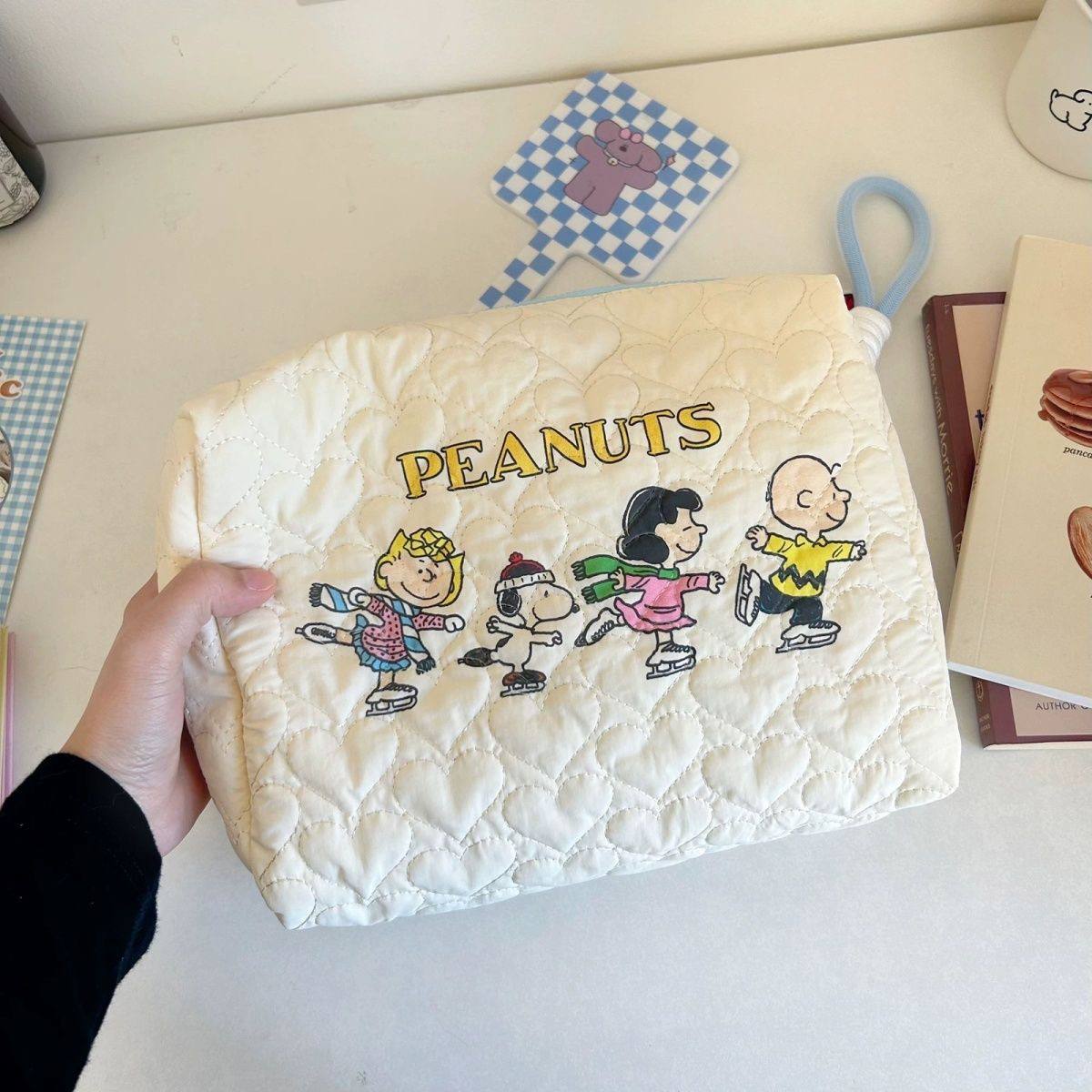 Quilted Large-Capacity Pouch | 大容量收纳化妆包 - Image 2